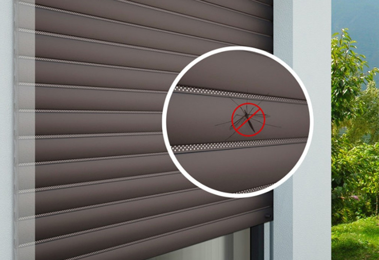 Rulouri exterioare aplicate din aluminiu cu plasa de insecte LAREX-IR DECOR 1