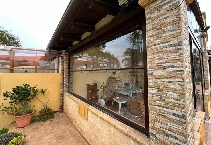 caracteristici Rulouri transparente inchidere terase producator LAREX-IR DECOR 1